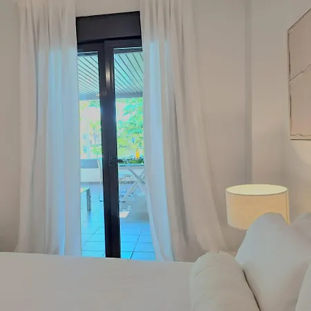 Noctua Flamingos 027 شقة