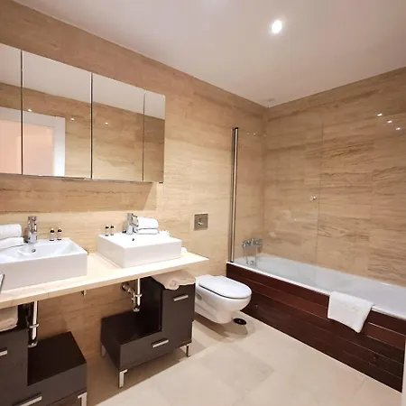 Noctua Flamingos 027 شقة